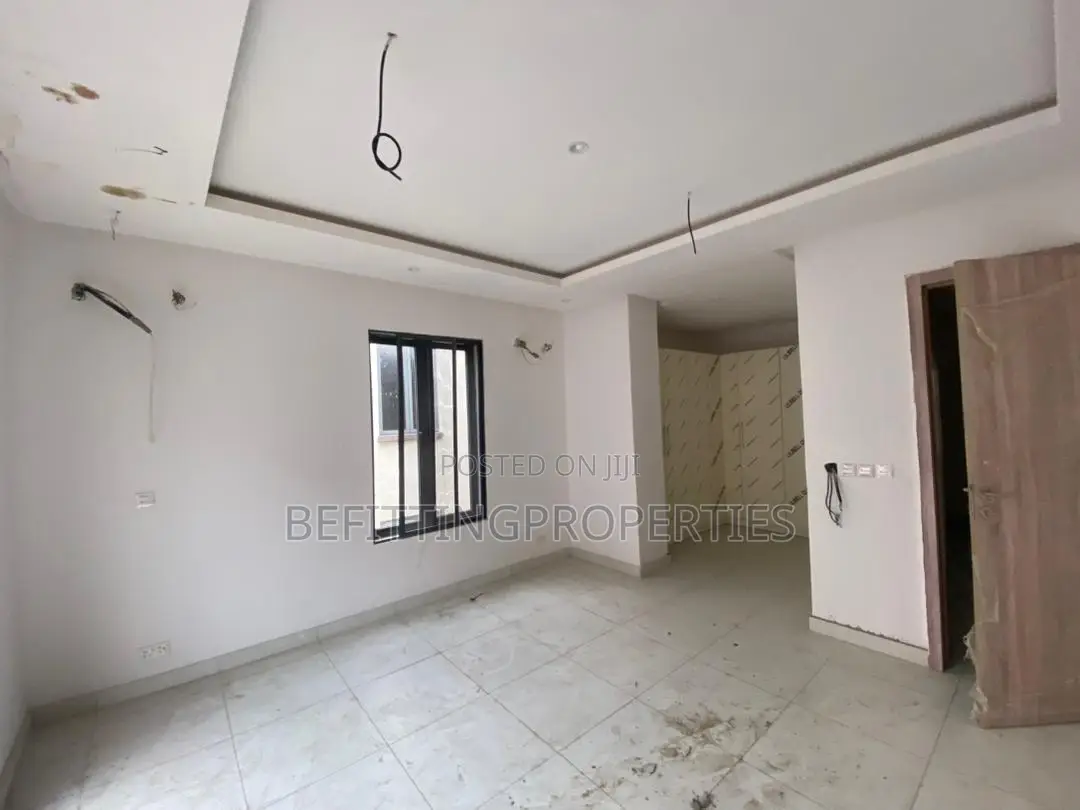 4bdrm Townhouse/Terrace in Ikeja for sale