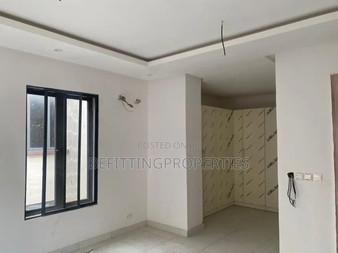 4bdrm Townhouse/Terrace in Ikeja for sale