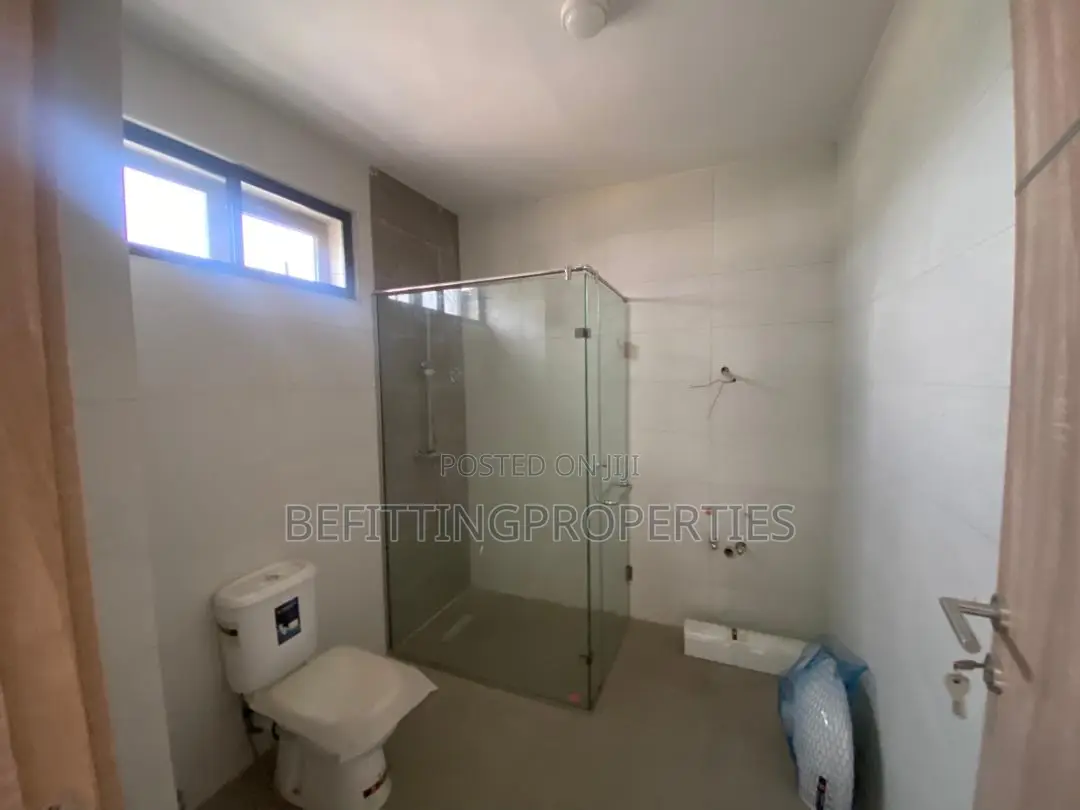 4bdrm Townhouse/Terrace in Ikeja for sale