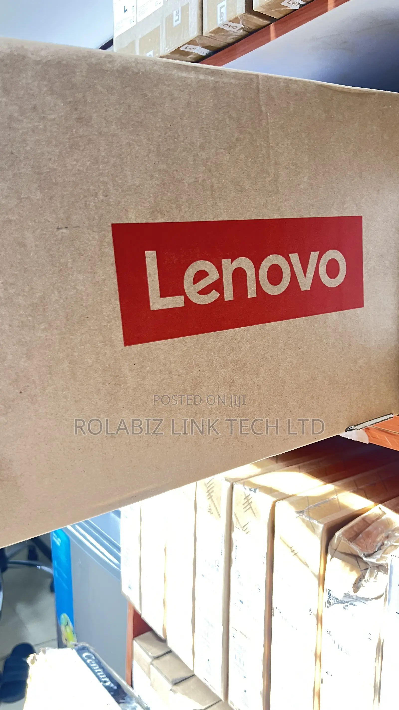New Laptop Lenovo V14 G4 IRU 16GB Intel Core I7 SSD 512GB