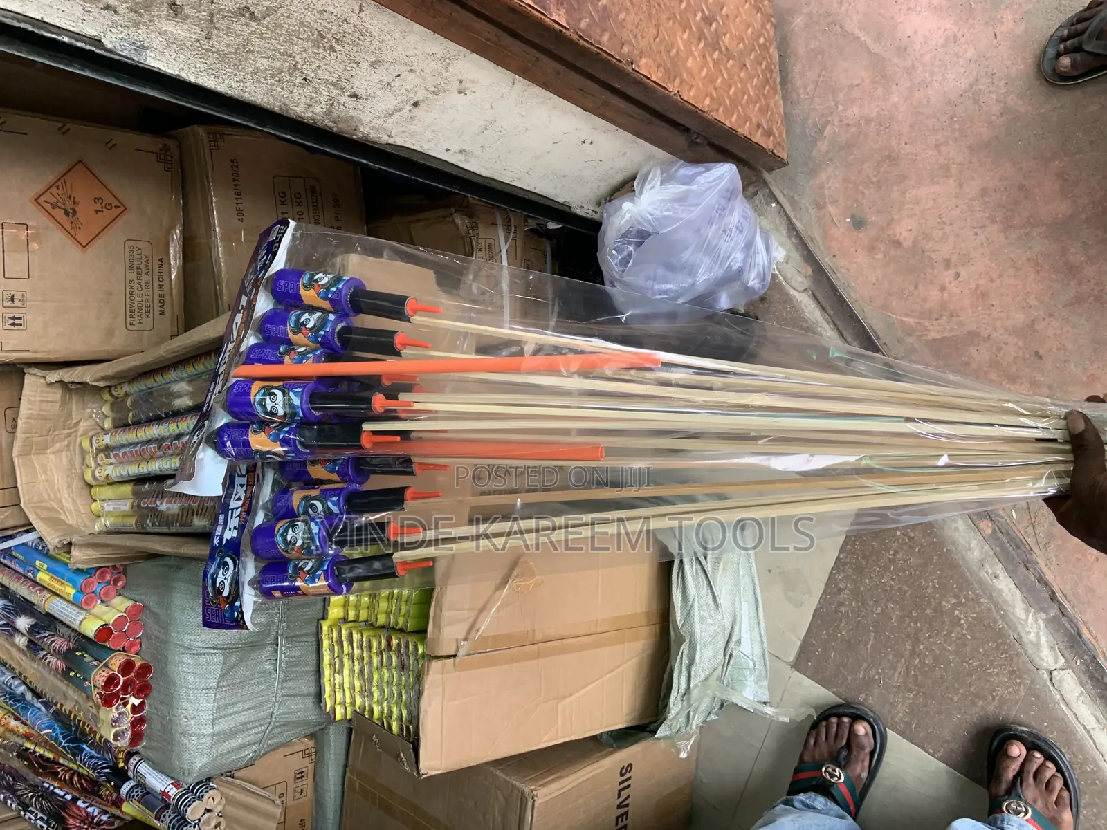 6pcs Rocket Fireworks