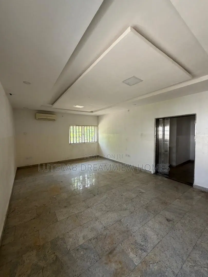 6bdrm Duplex in Maitama for rent