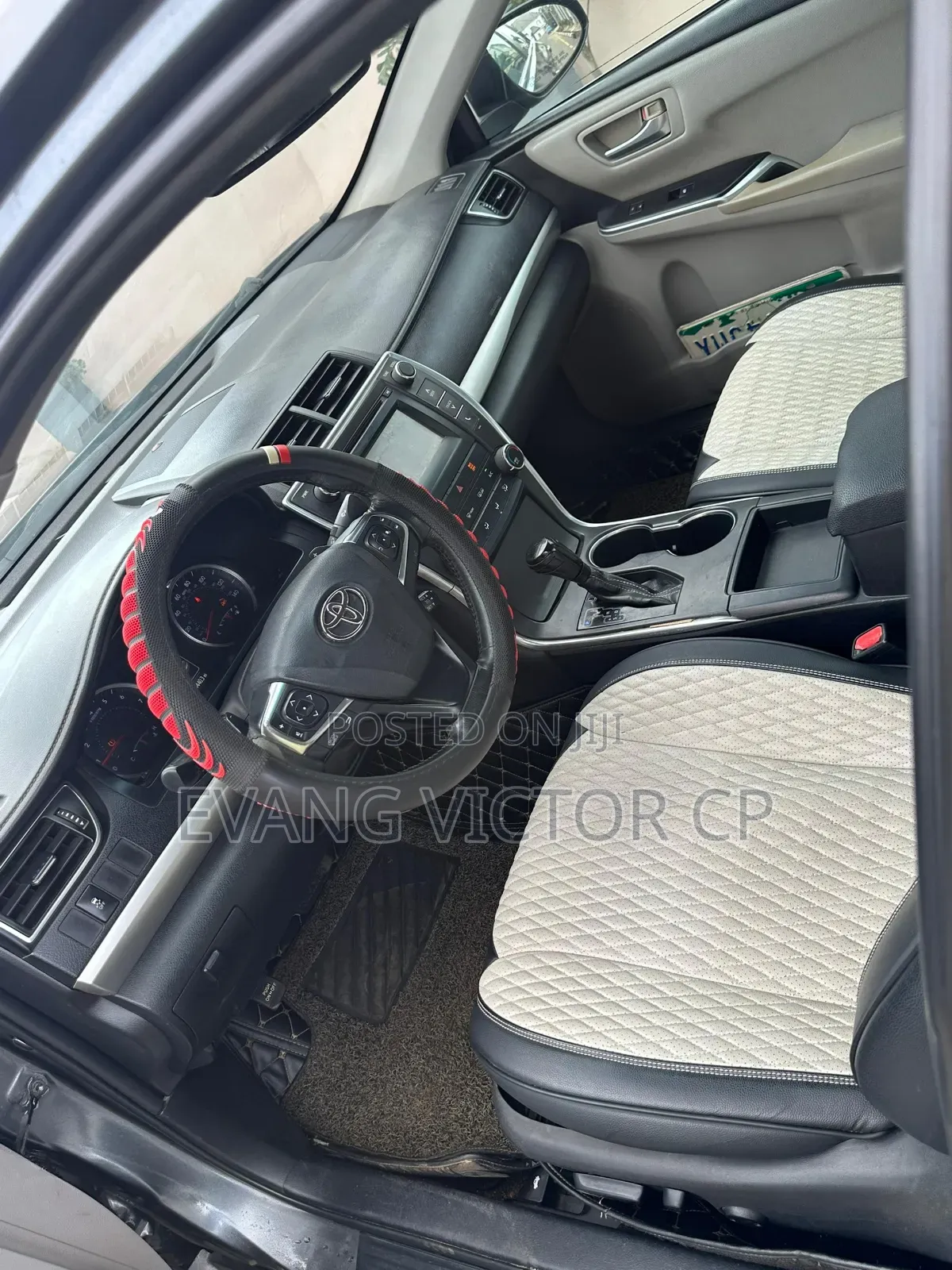 Toyota Camry SE 4dr Sedan (2.5L 4cyl 6A) 2016 Gray