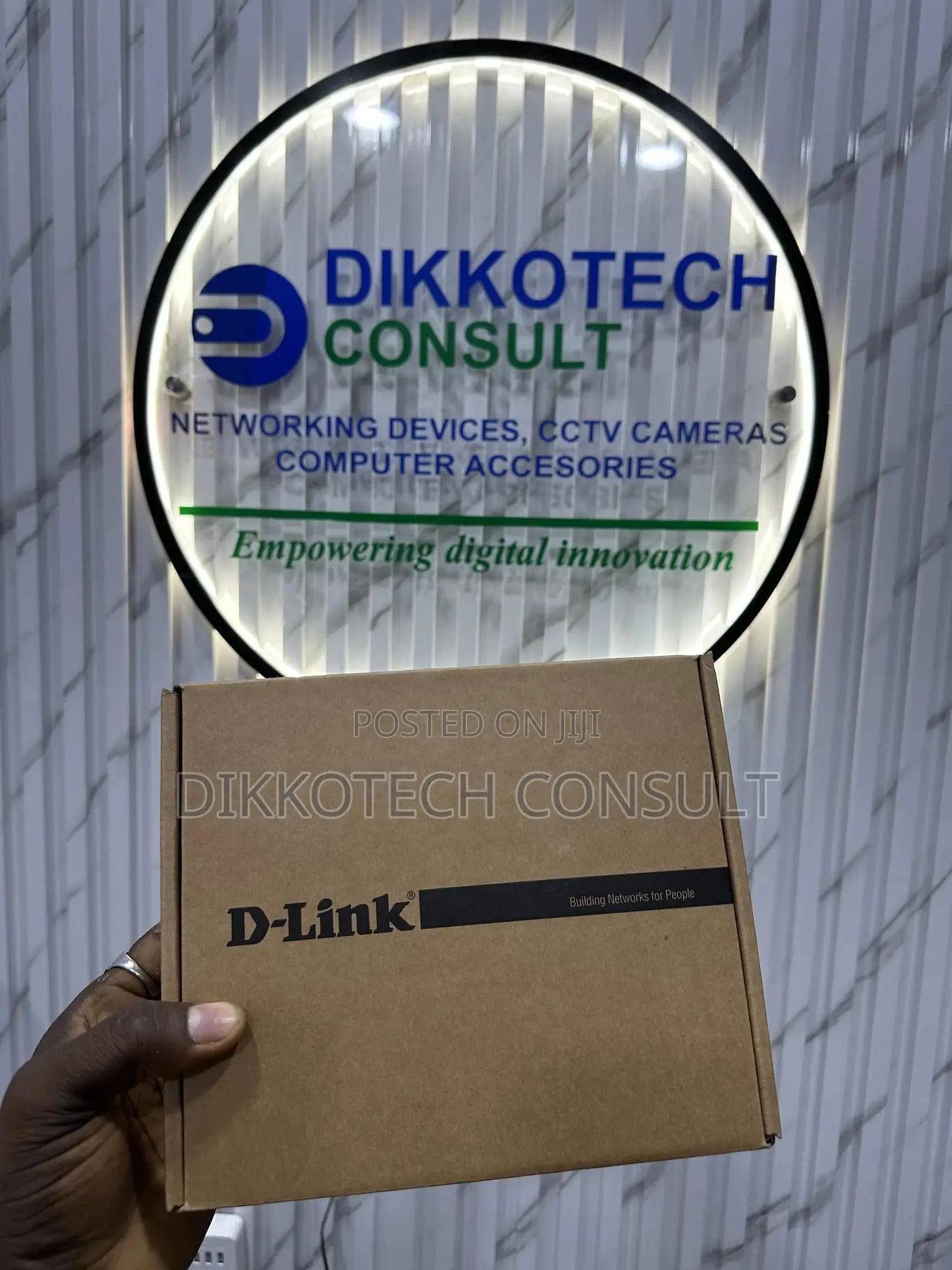 D-Link 8-Port Gigabit Poe Smart Switch