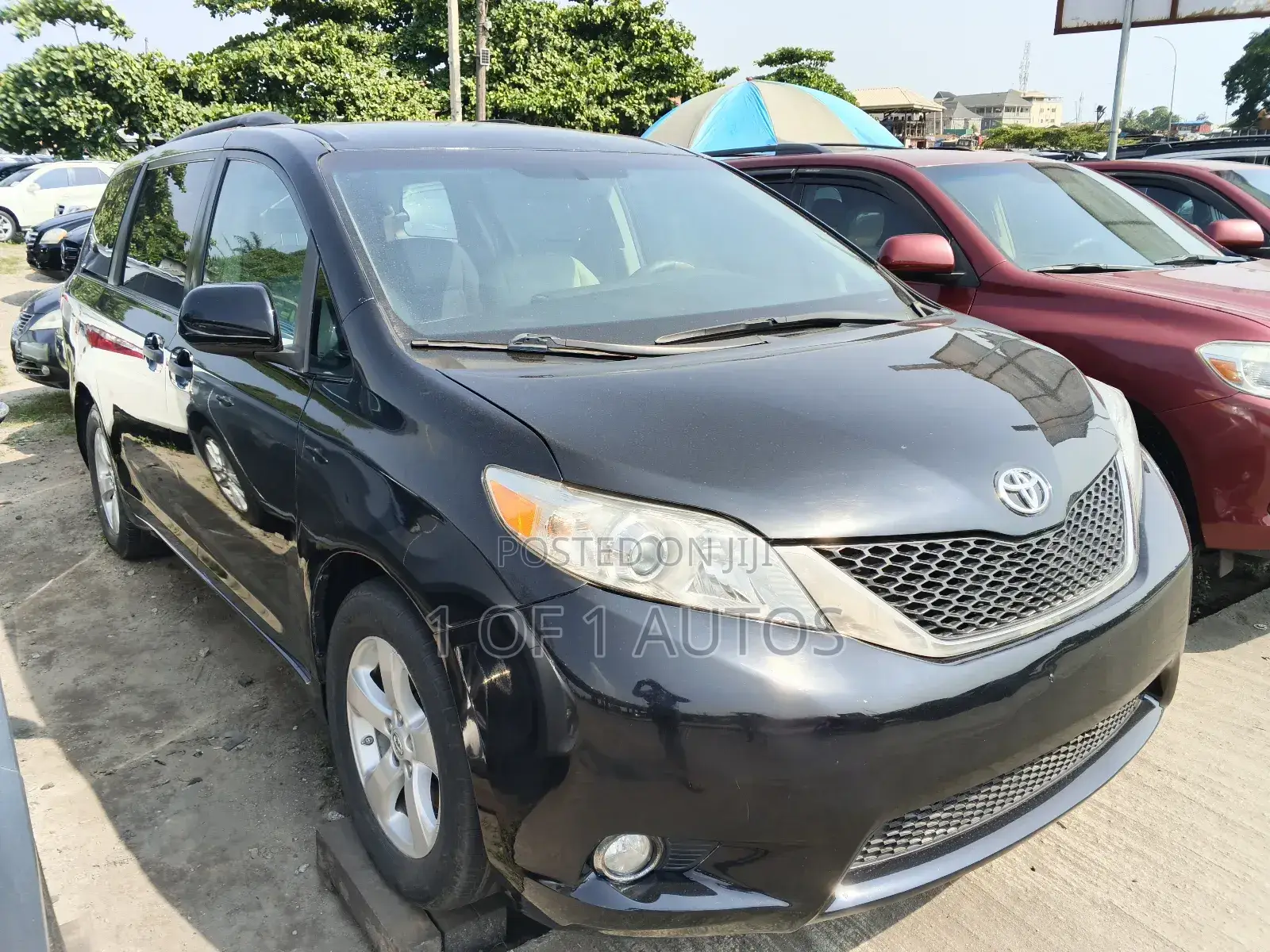 Toyota Sienna Limited 7-Passenger 4dr Minivan (3.5L 6cyl 6A) 2015 Black
