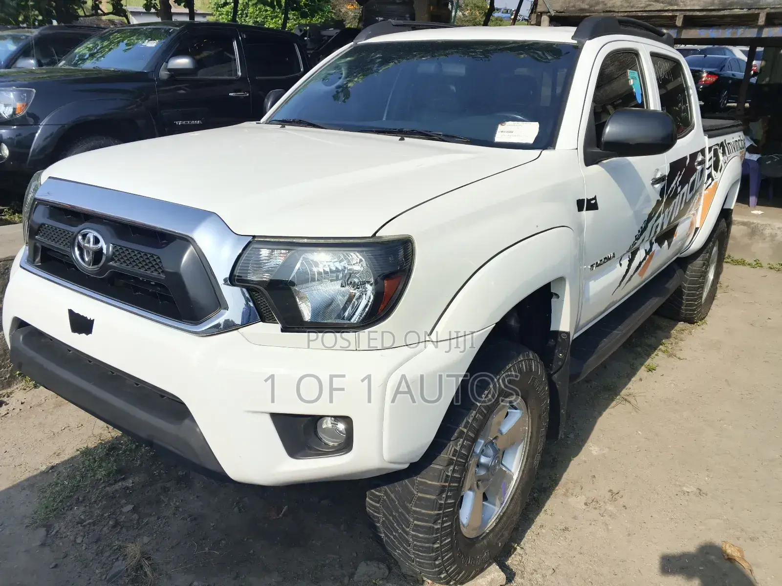 Toyota Tacoma 4dr Access Cab 6.1 ft. SB (2.7L 4cyl 5M) 2015 White