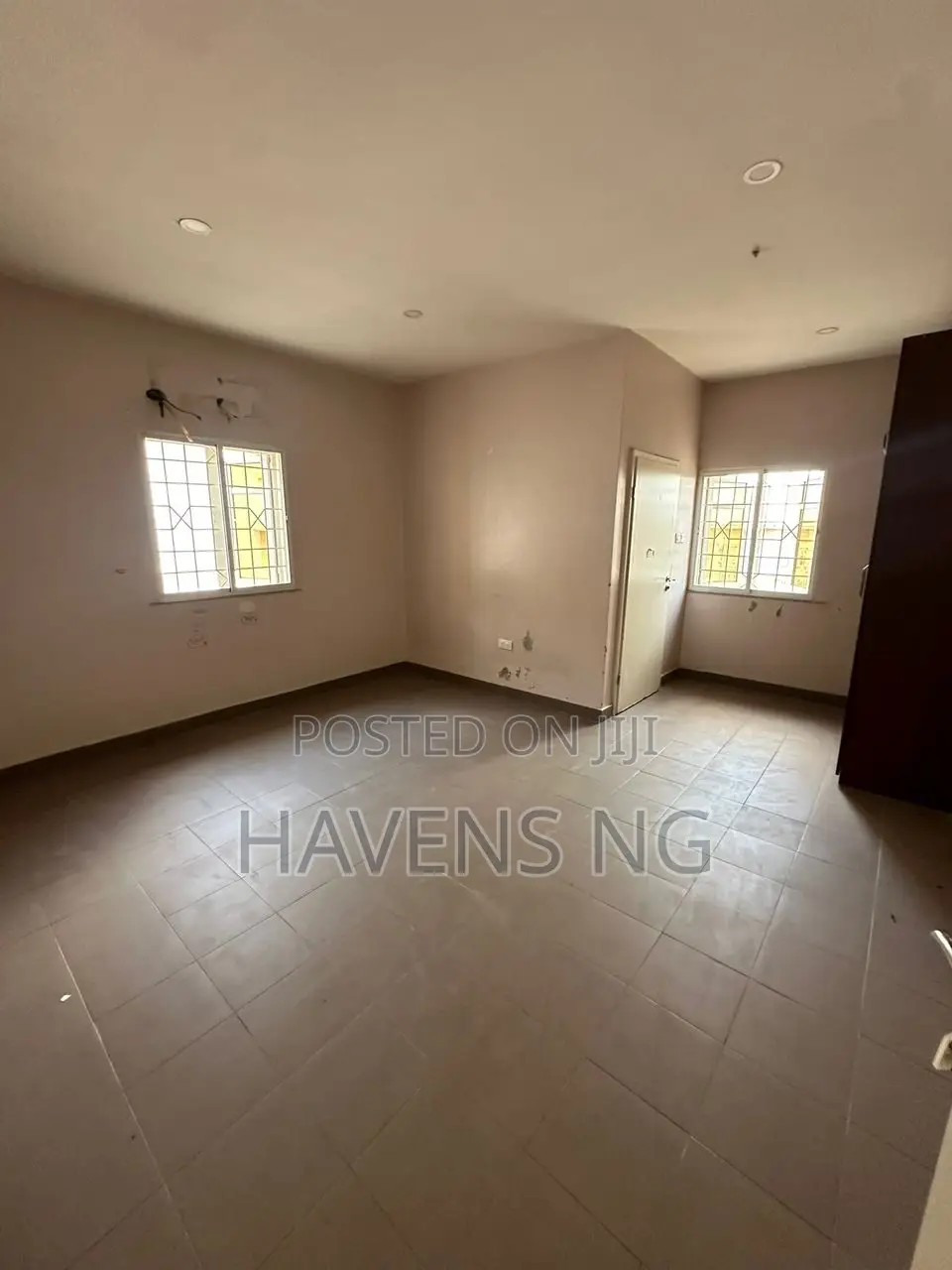 4bdrm Bungalow in FHA for sale
