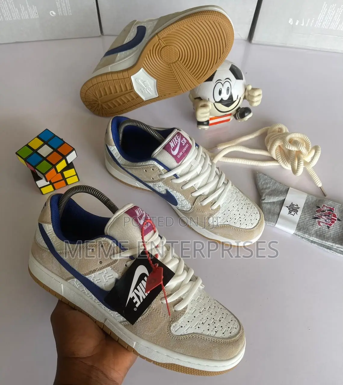 White Sb Nike ^ 