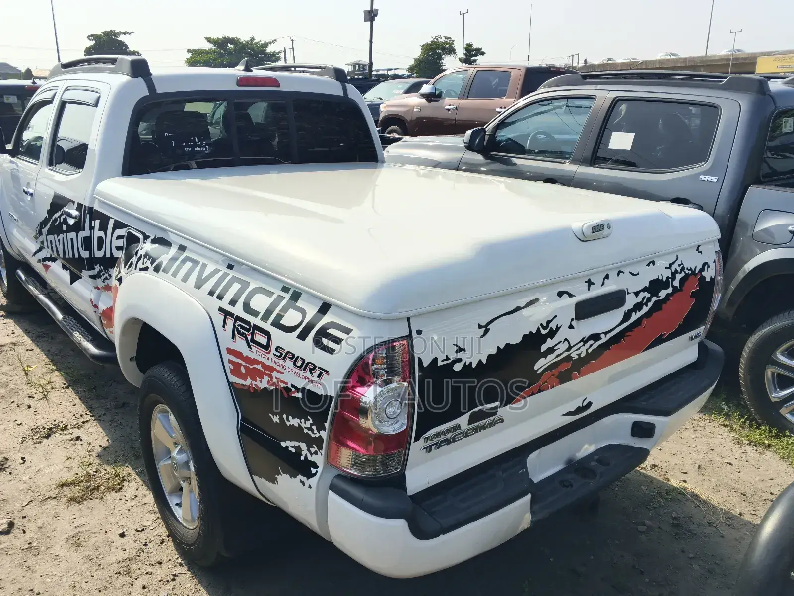 Toyota Tacoma 4dr Access Cab 6.1 ft. SB (2.7L 4cyl 5M) 2015 White