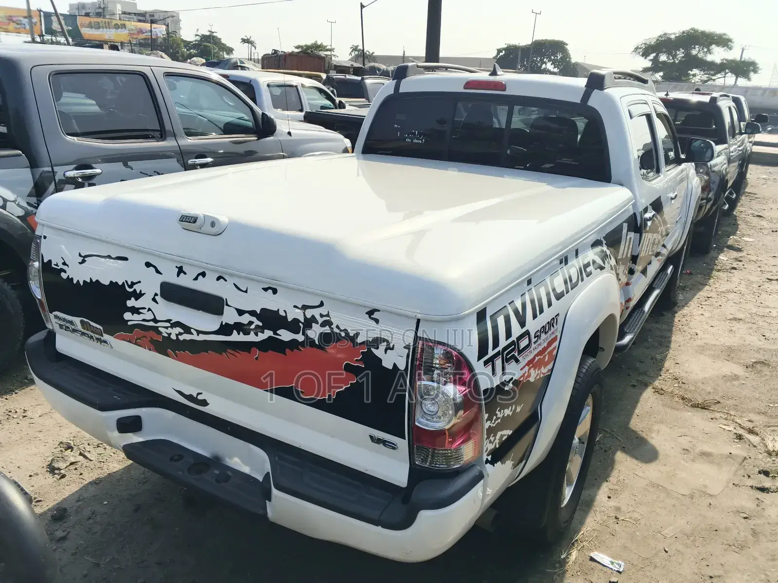 Toyota Tacoma 4dr Access Cab 6.1 ft. SB (2.7L 4cyl 5M) 2015 White