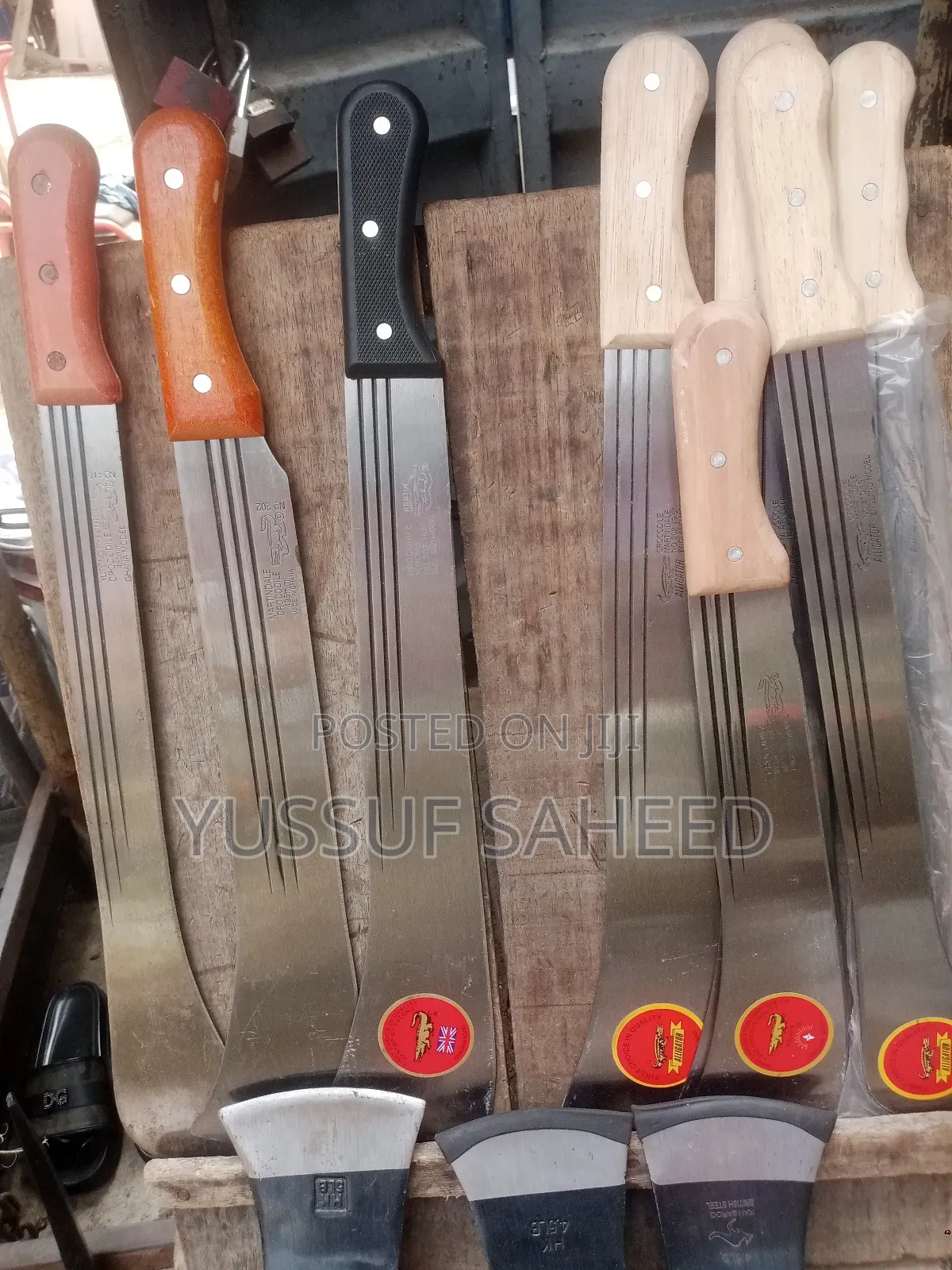 Wood Cutlass