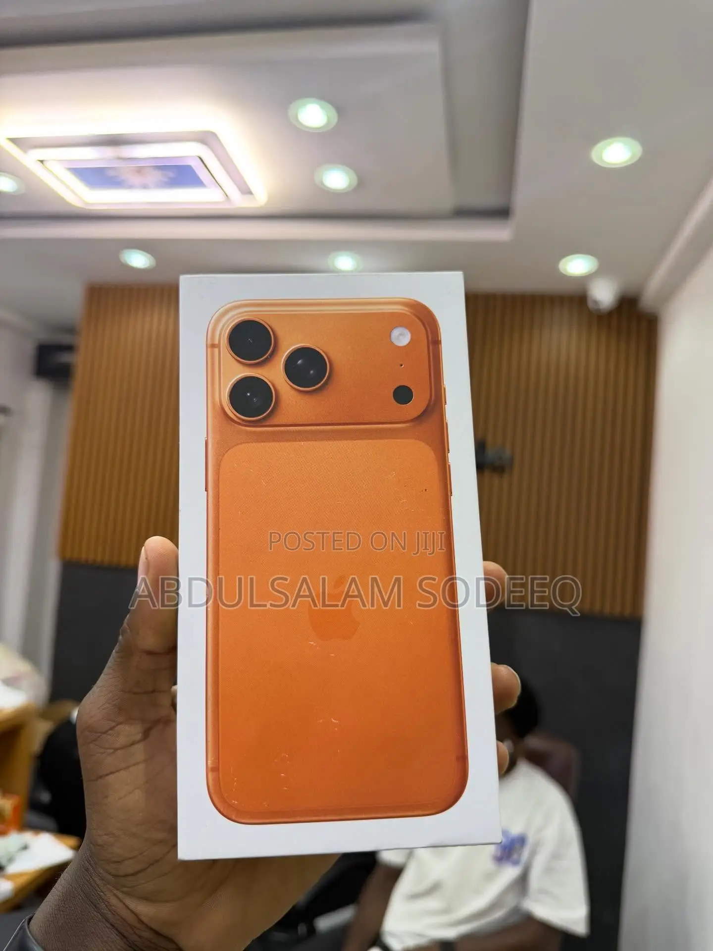 New Apple iPhone 17 Pro Max 256 GB Orange