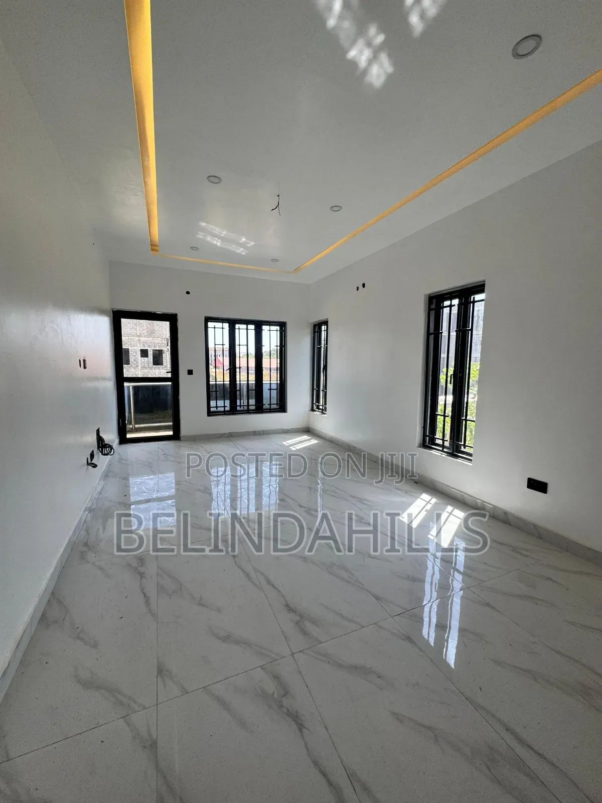 3bdrm Block of Flats in Katampe Extension for sale