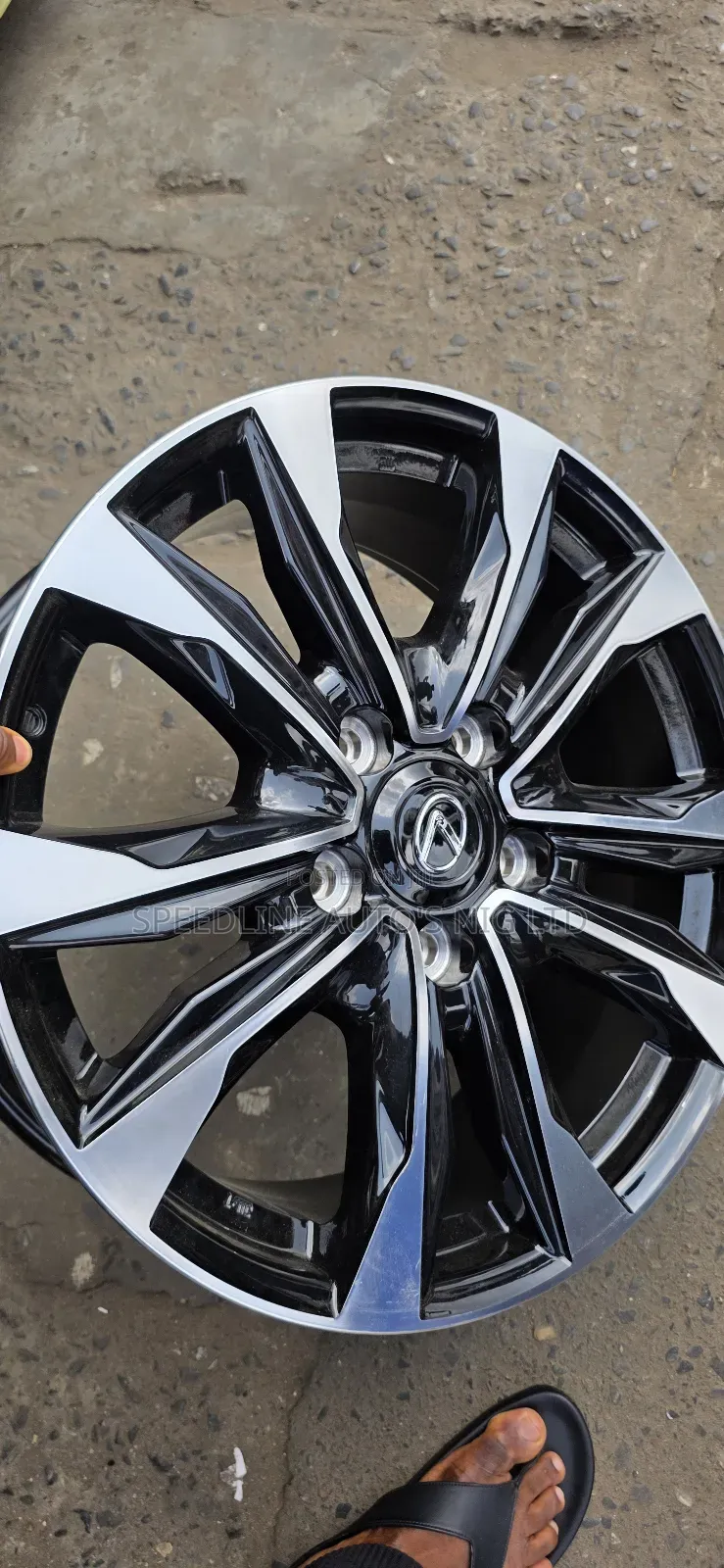 Complete Set Of Rims Lexus Lx570 To Lx600 2023/2023