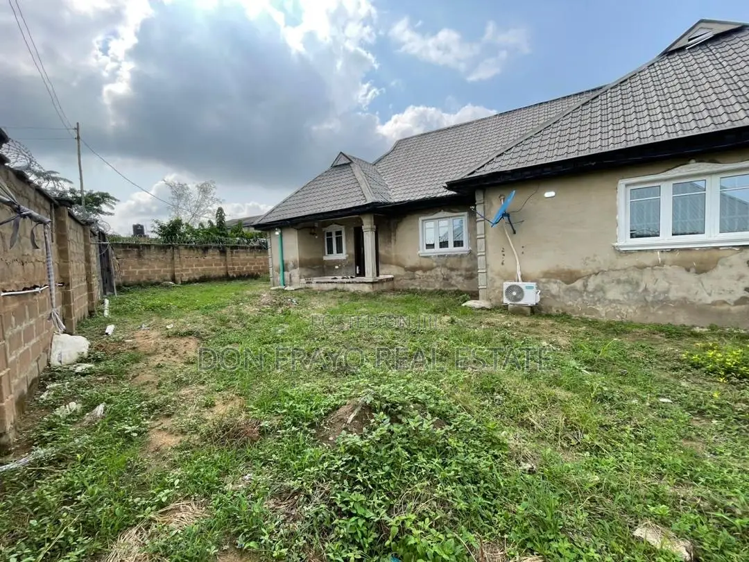 3bdrm Apartment in Masopa Estate, Oluwo for sale