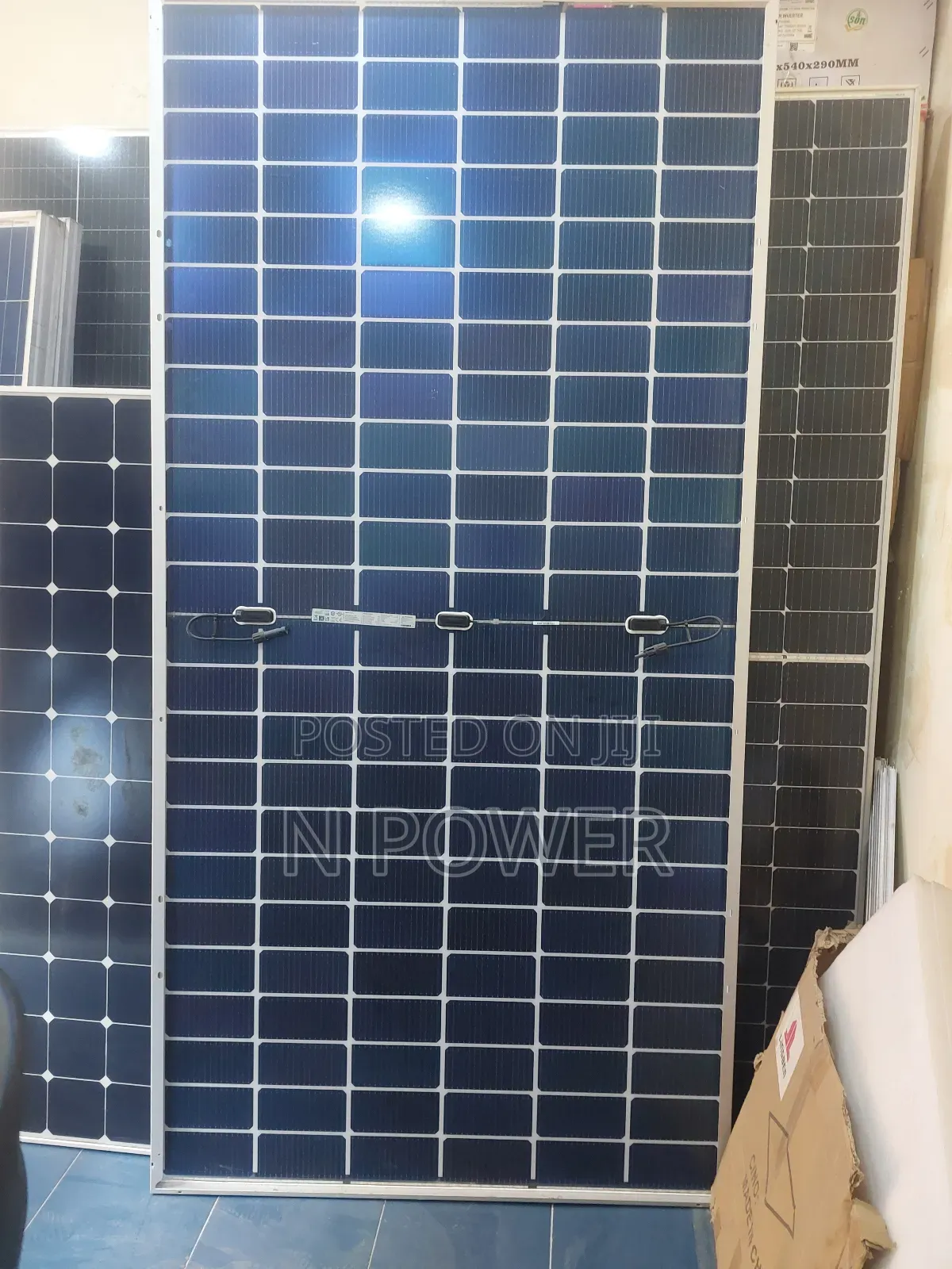 Canadian Jinko Solar Panels Byfecial 144cell Halfcut 600w