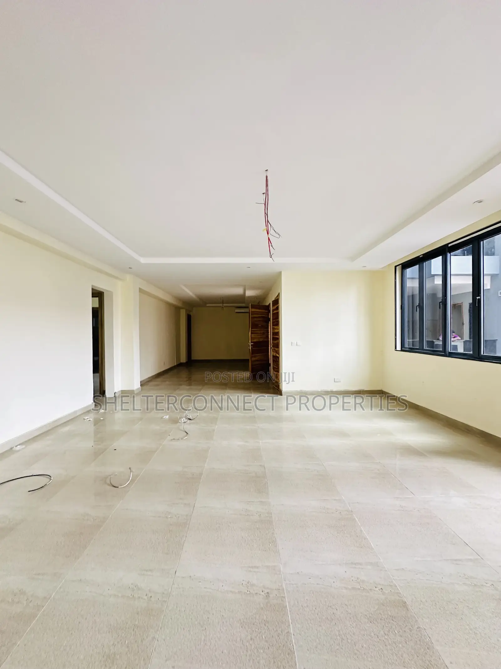 3bdrm Apartment in Lekki Phase 1 for rent