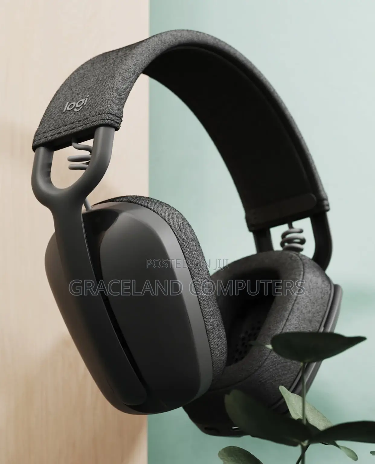 Logitech Zone Vibe 100 Wireless Headset With Noise Cancelling Mic