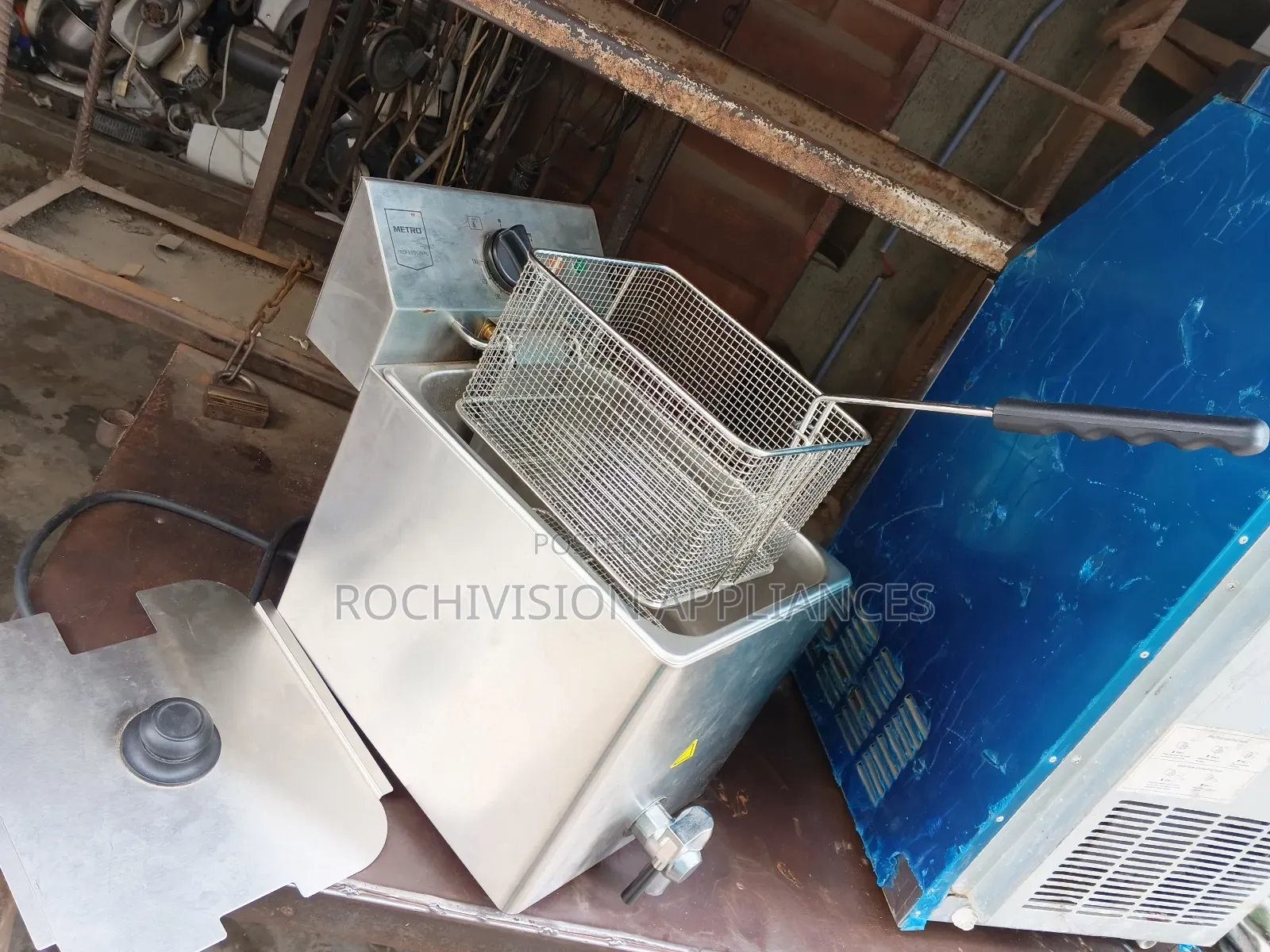 Electric Industrial Deep Fryer With Discharge Tap