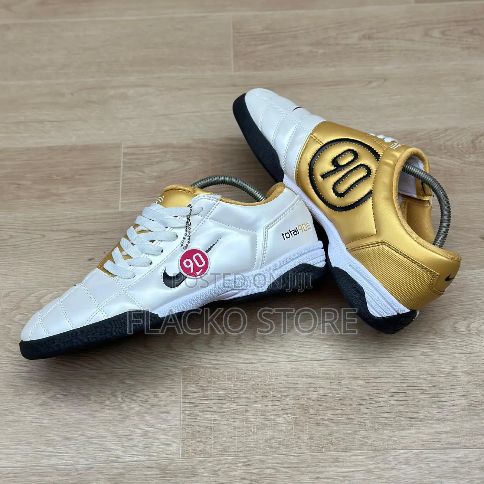 Original Nike Total 90 Iii Sp Metallic Gold Sneakers