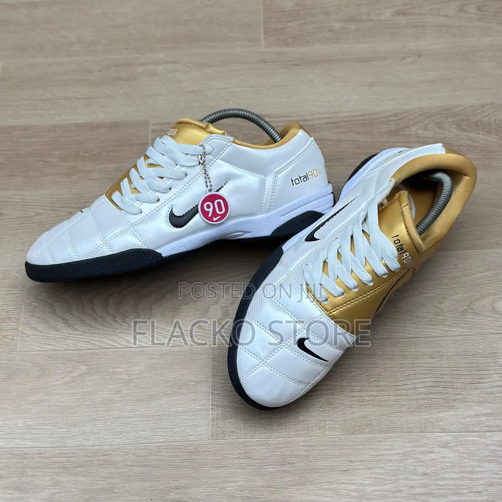 Original Nike Total 90 Iii Sp Metallic Gold Sneakers