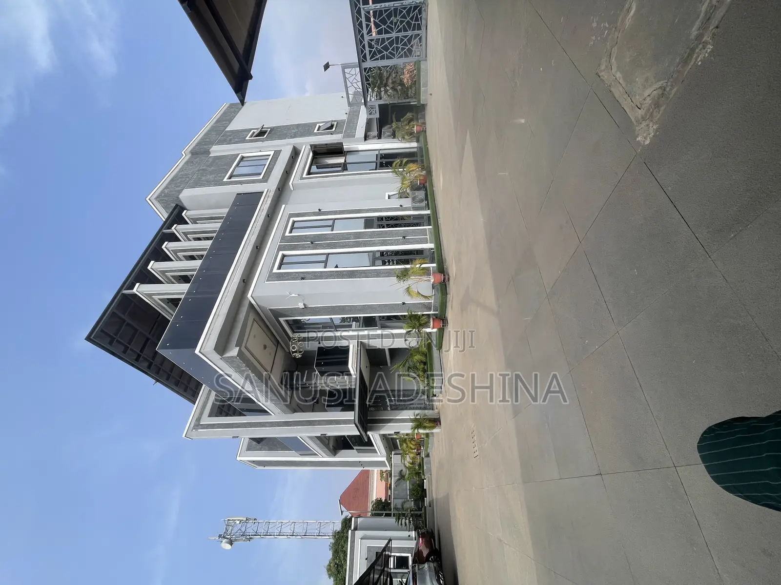 7bdrm Duplex in Gwarimpa Estate,By, Gwarinpa for sale