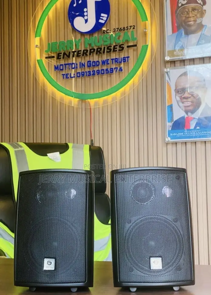 Waterproof Outdoor/Indooor Speakers With Woofer