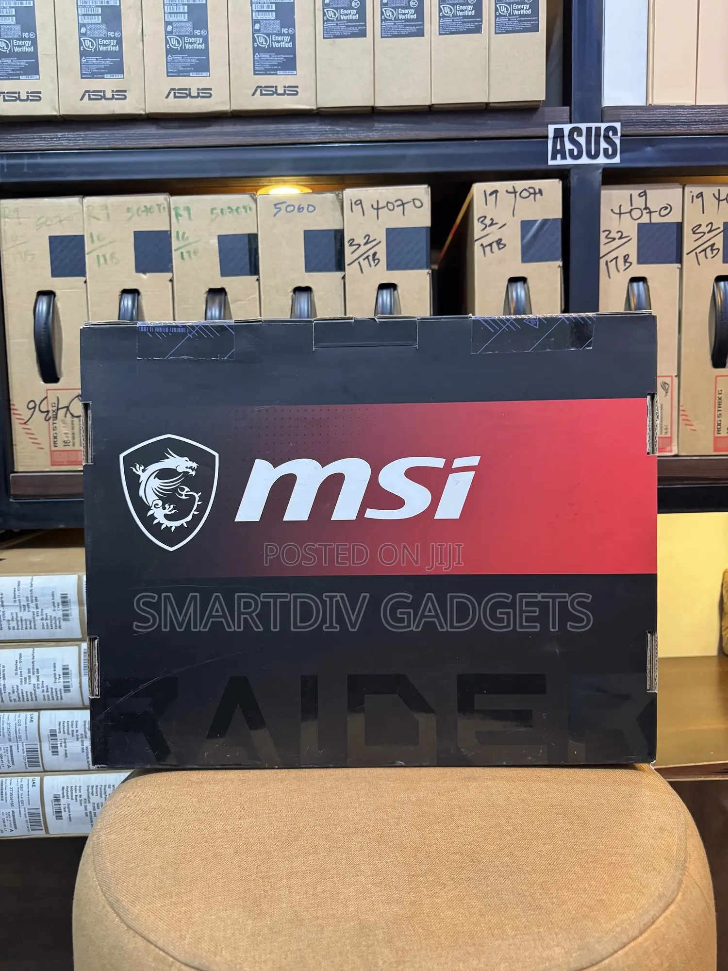 New Laptop MSI Vector 16 HX AI A2XWIG 32GB Intel Core Ultra 9 SSD 1T