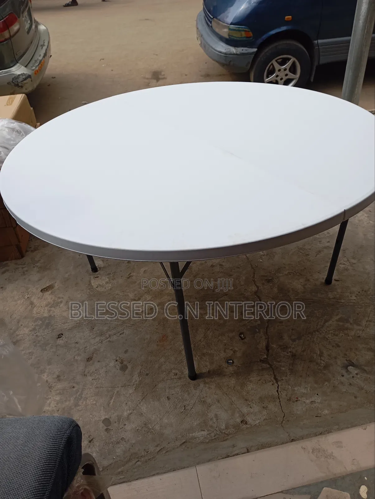Excellent Foldable Plastic Round Table