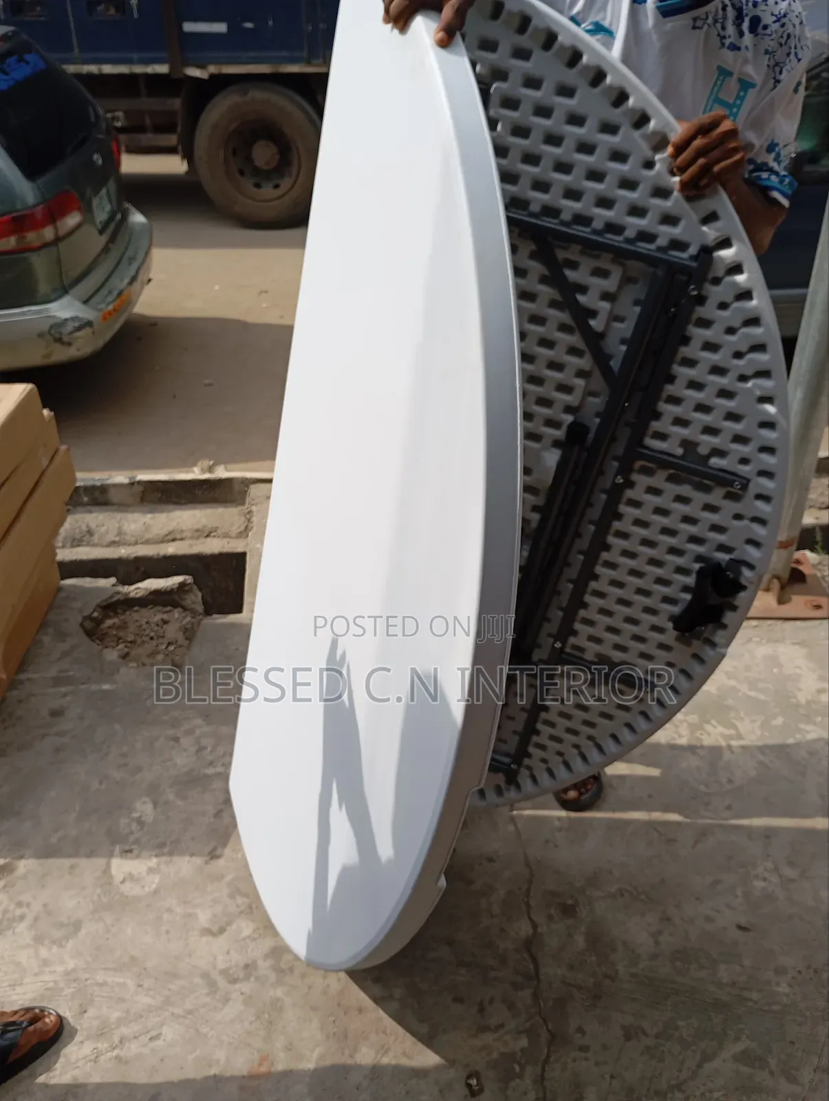Excellent Foldable Plastic Round Table