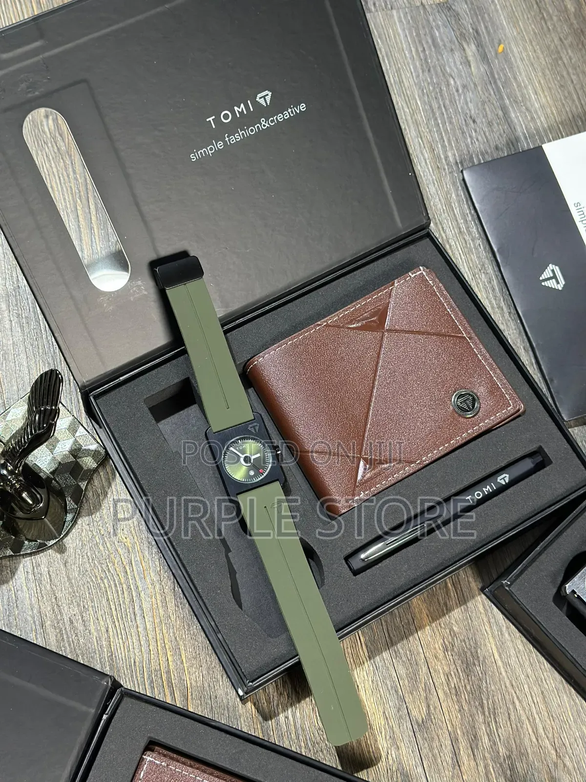 Tomi Rubber Strap Watch, Wallet and Pen Gift Set
