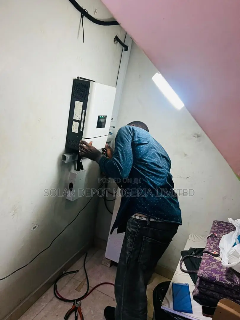 6kva Inverter, 14.3kwh Lithium Battery & 5.6kw Pv
