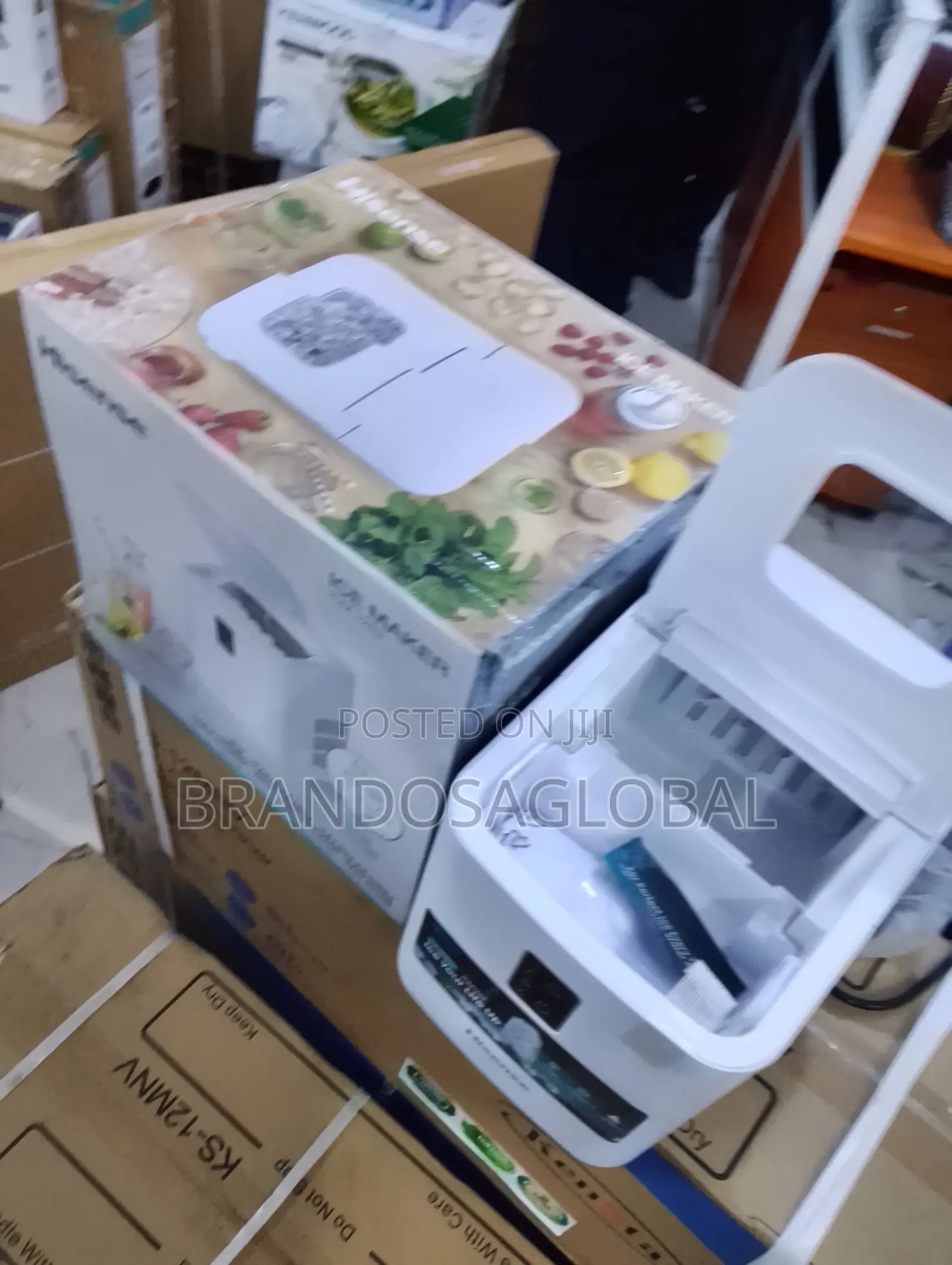Hisense 12kg Ice Production Machine Icm1263