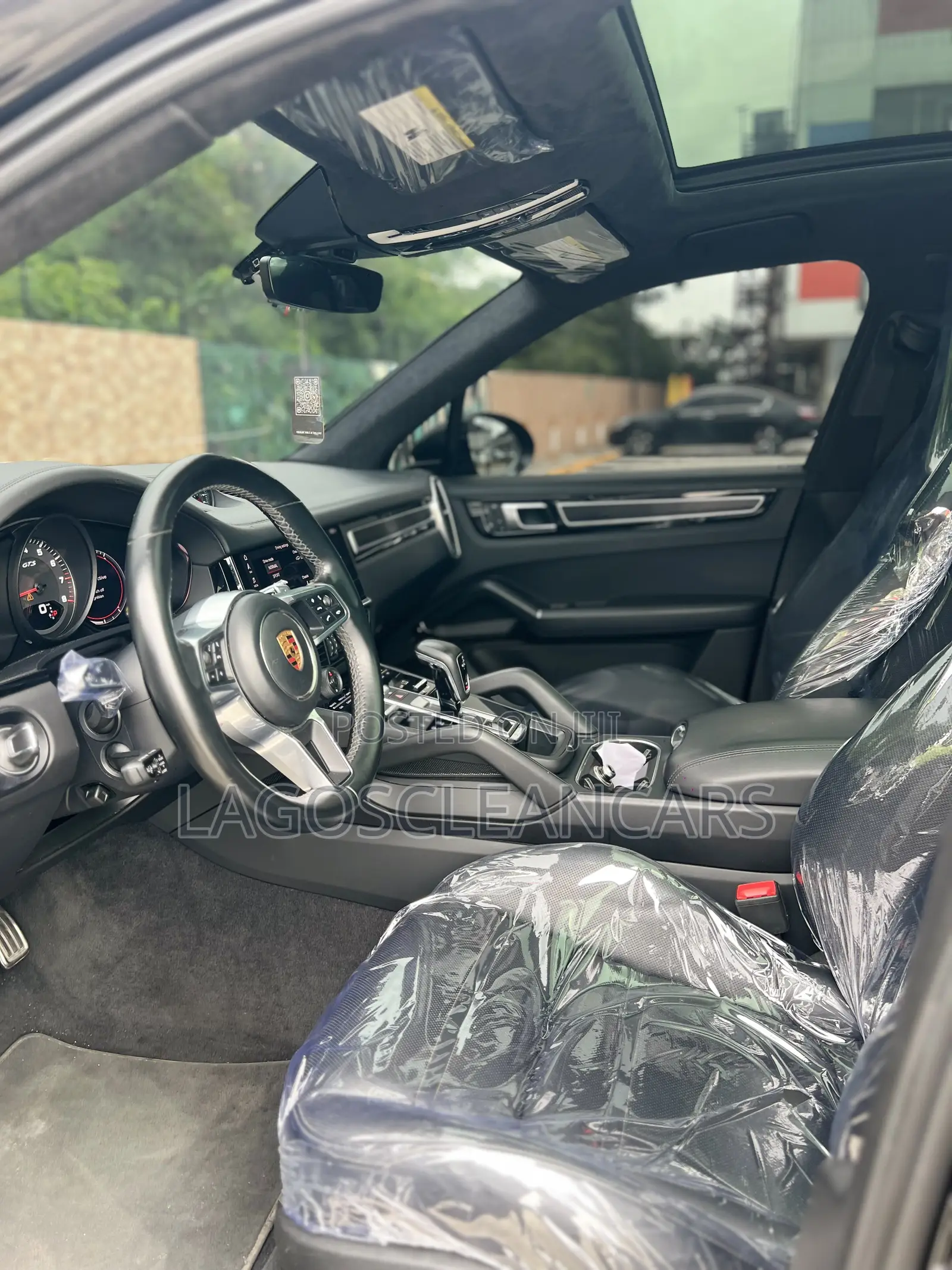 Porsche Cayenne GTS 2021 Black