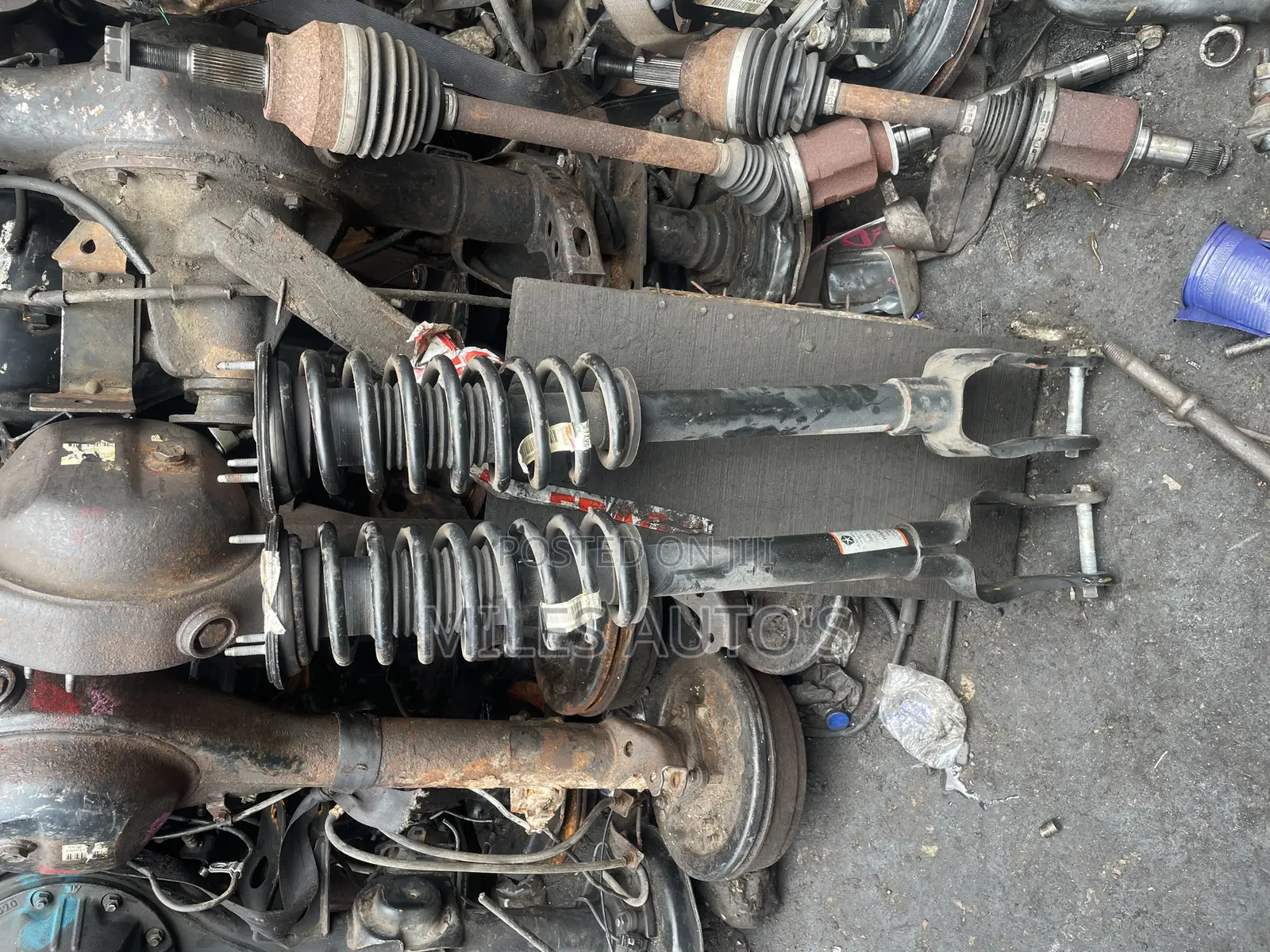 Jeep Cherokee 2014 Front Shock