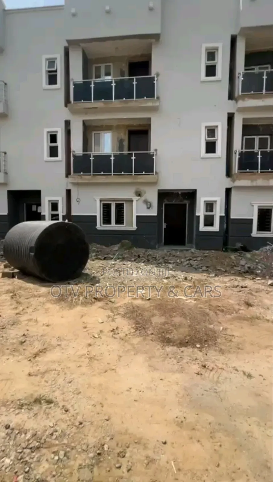 4bdrm Townhouse/Terrace in Gwagwalada for sale