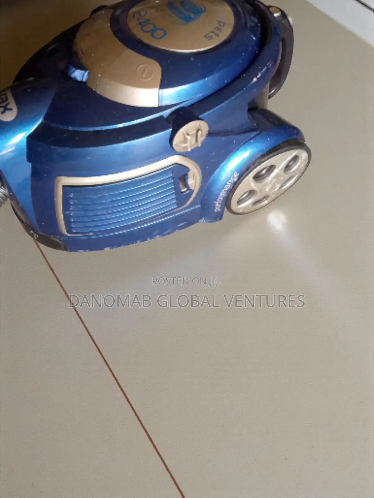 Vax Pet Performance 2,400w Vacuum Cleaner With Speed Led Light