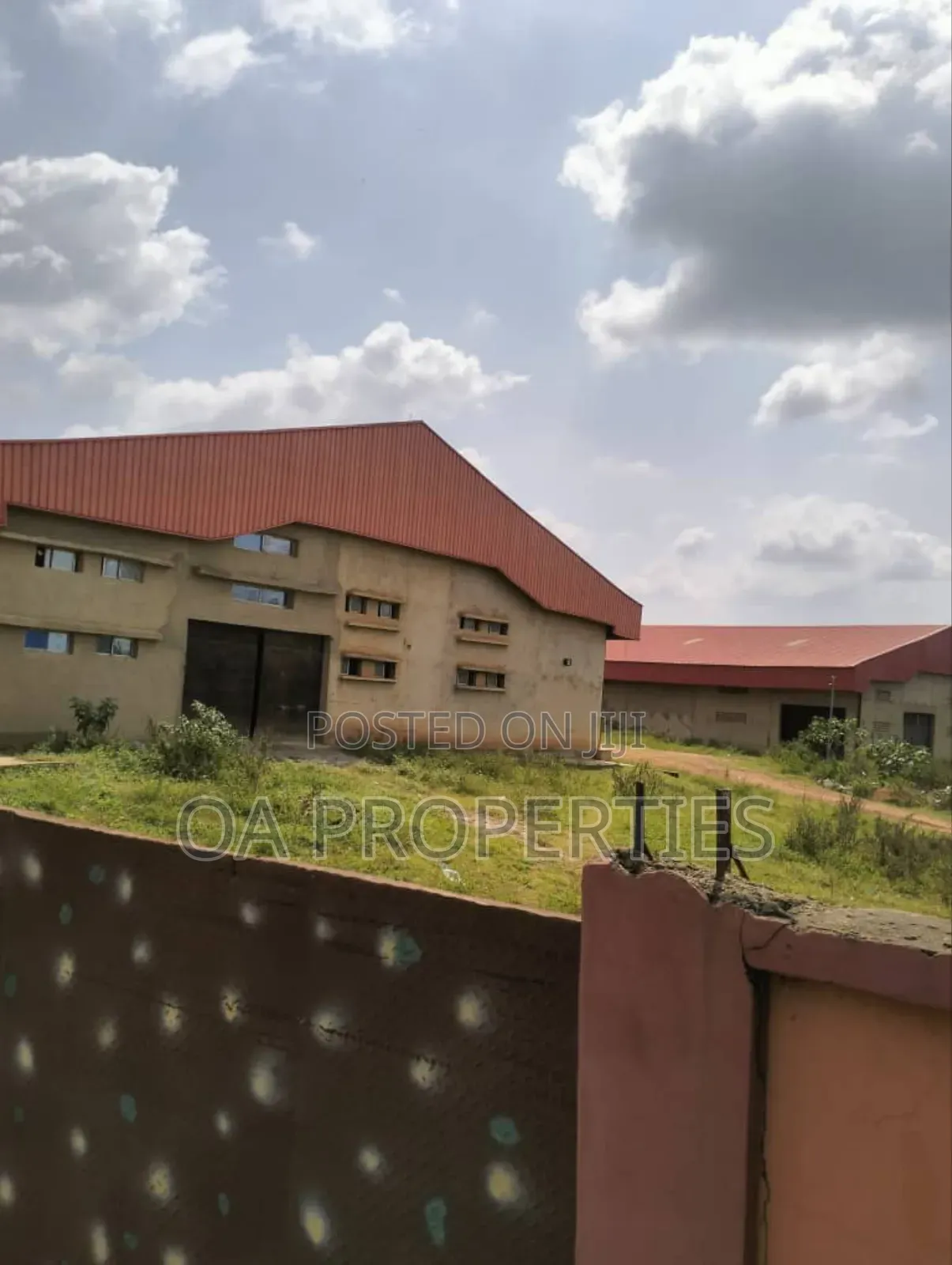 900sqm Warehouse at Adj, Akinyele Lg, Moniya Old Rd, Ojoo Ibadan.