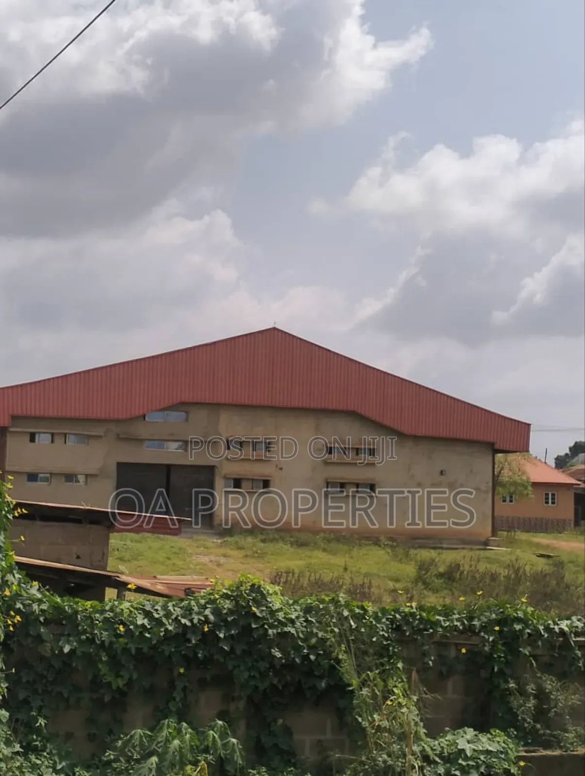 900sqm Warehouse at Adj, Akinyele Lg, Moniya Old Rd, Ojoo Ibadan.