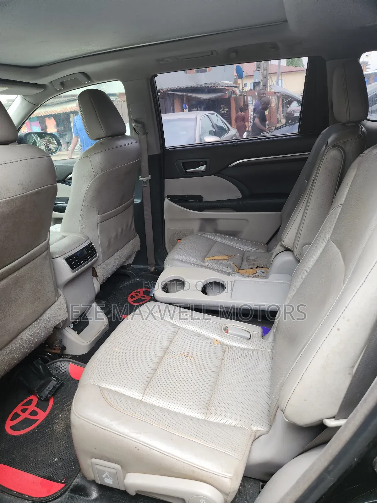 Toyota Highlander Limited Platinum 4dr SUV AWD (3.5L 6cyl 6A) 2015