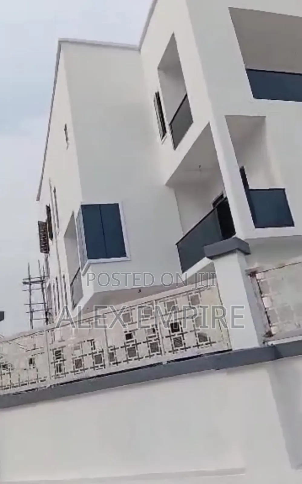 5bdrm Duplex in Amuwo-Odofin for sale