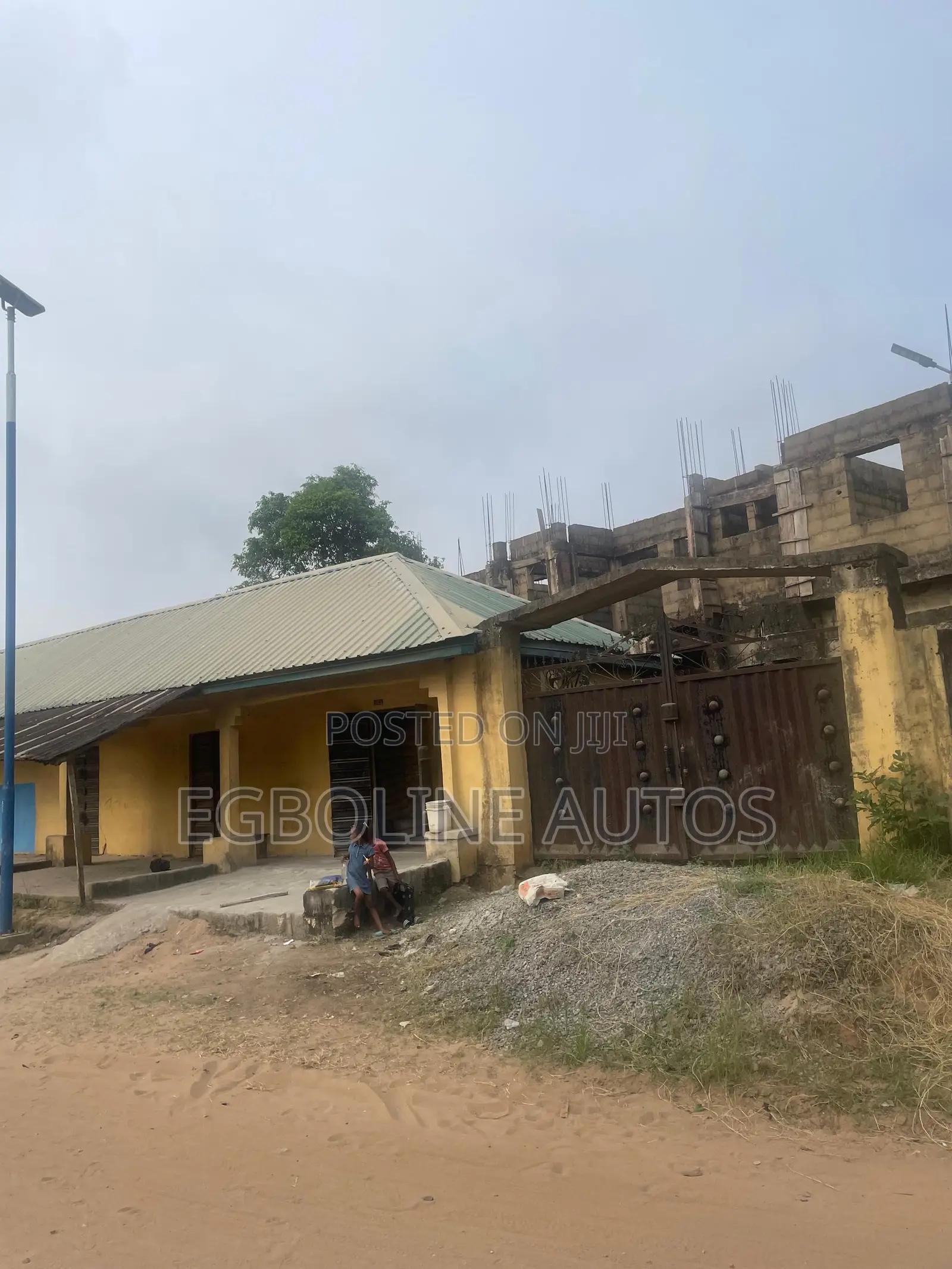 2bdrm House in Osisioma Ngwa for sale