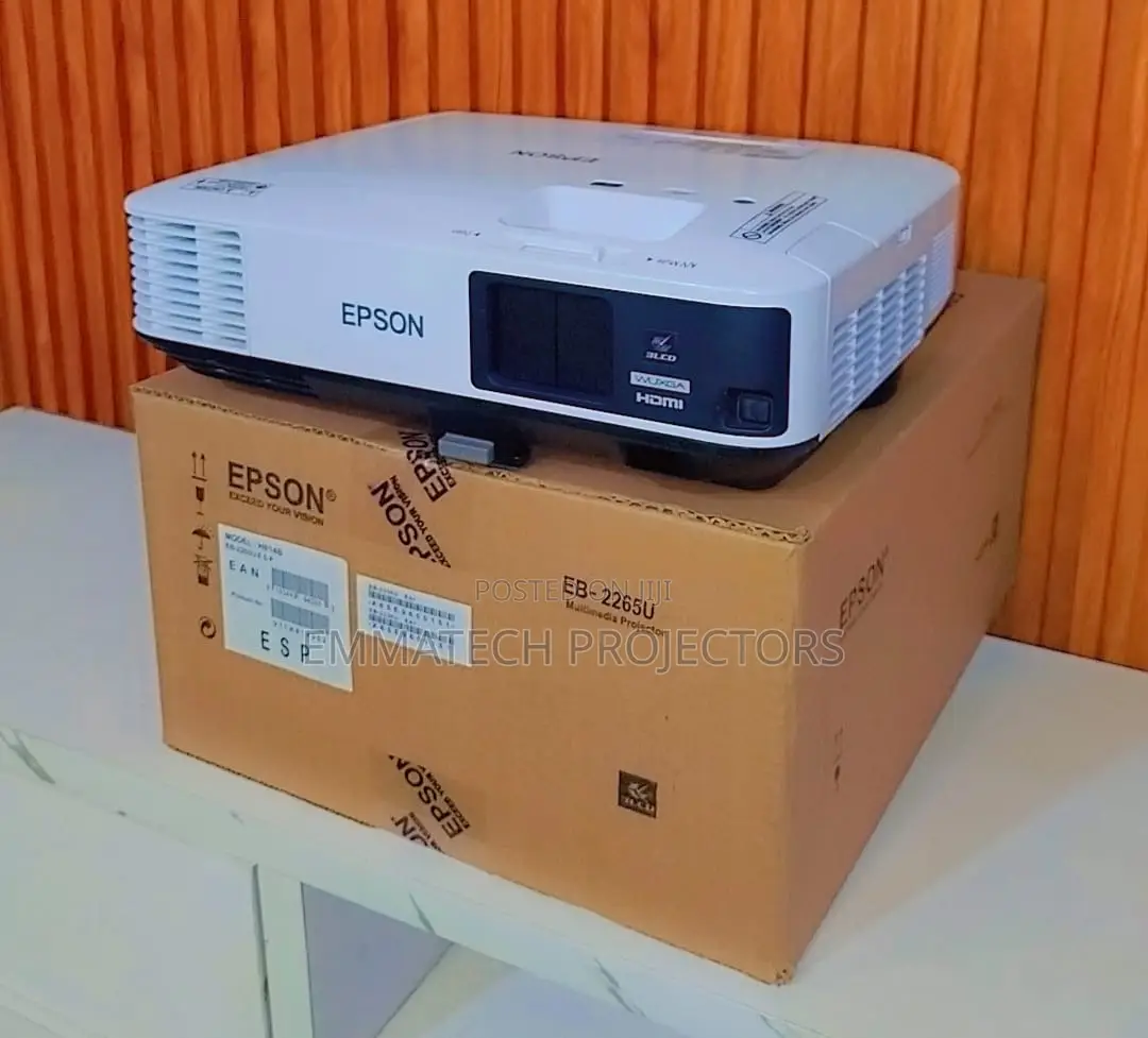 Brand New Epson Cinema Projector 2265u Lekki , Abuja, Warri , Delta
