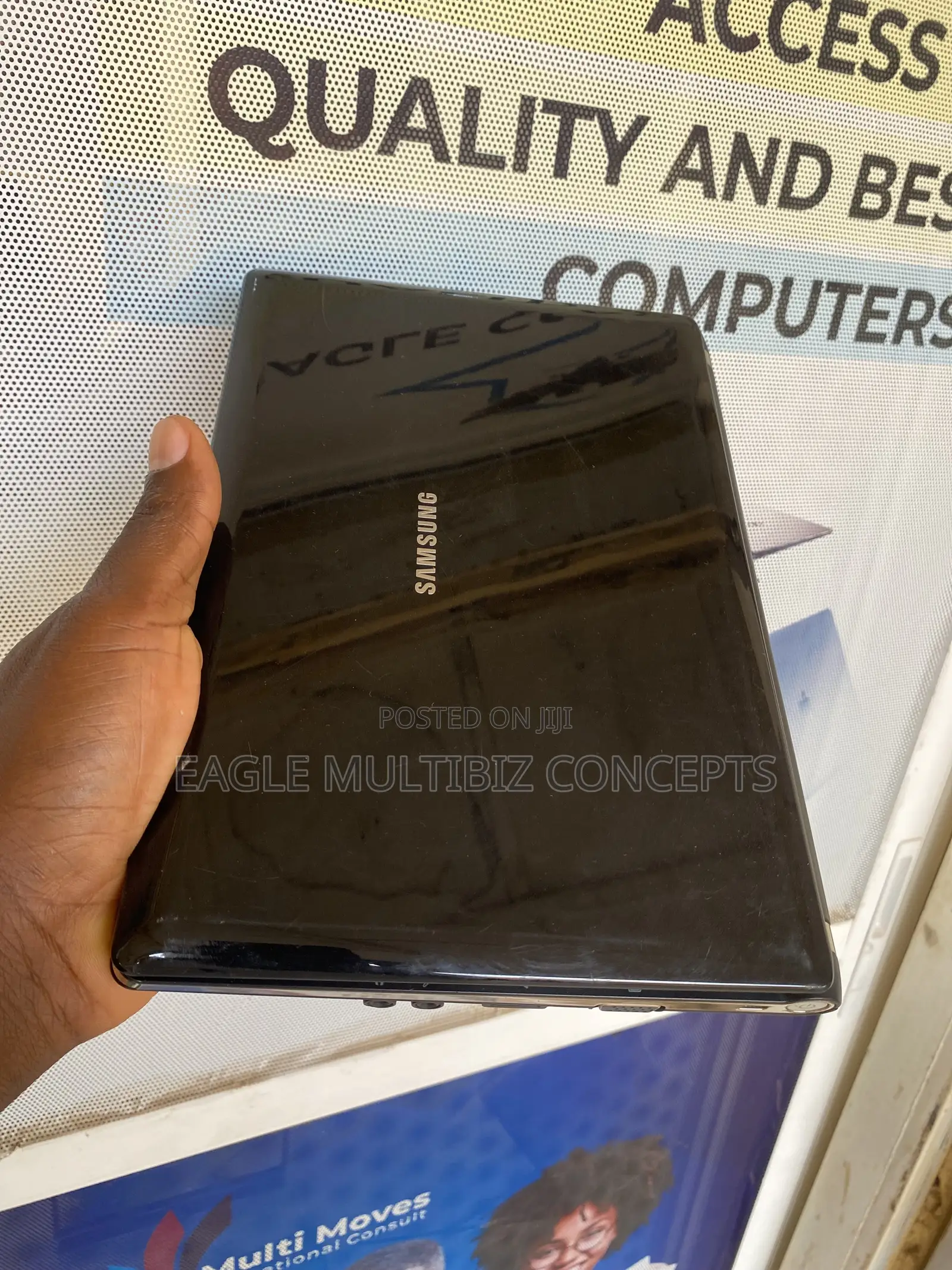 Laptop Samsung N140 2GB Intel Atom HDD 160GB
