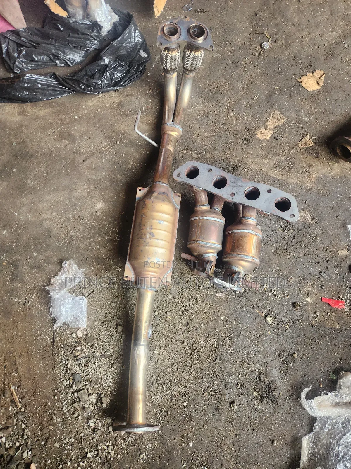 Engine and Center Catalyst Yaris 2002