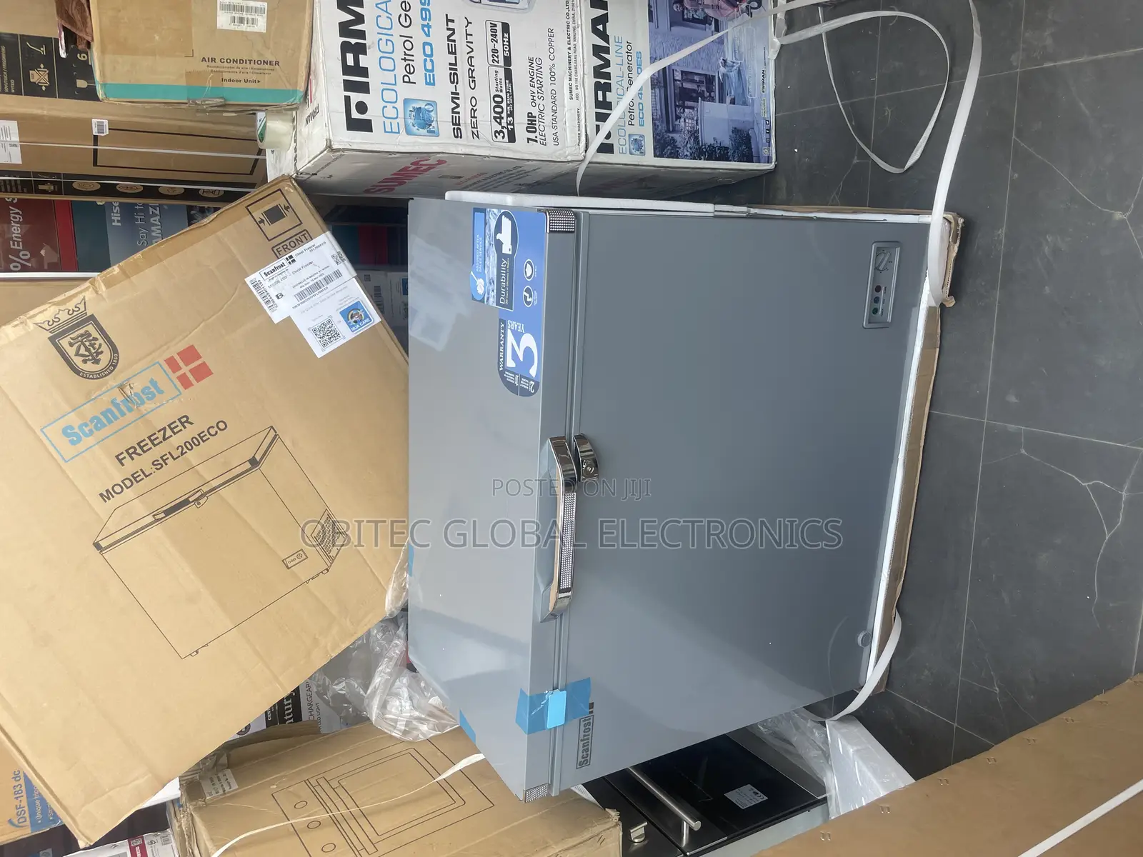 Scanfrost Chest Freezer 200l
