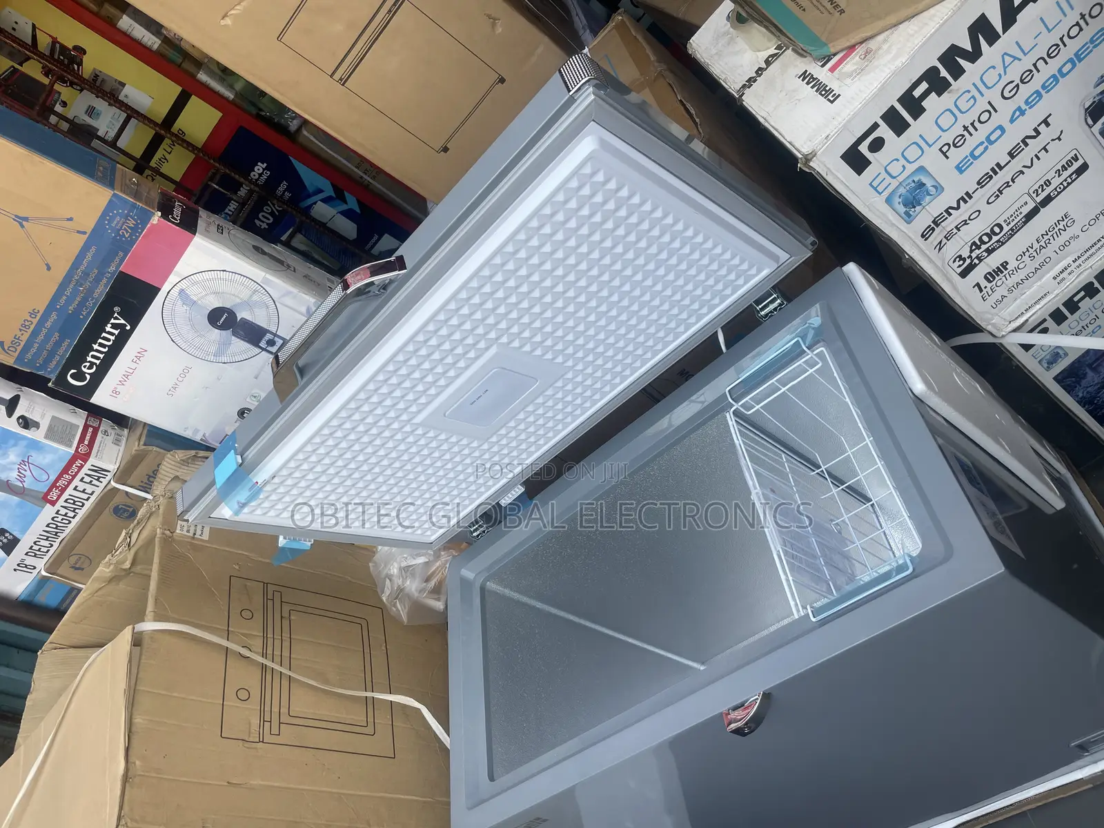 Scanfrost Chest Freezer 200l