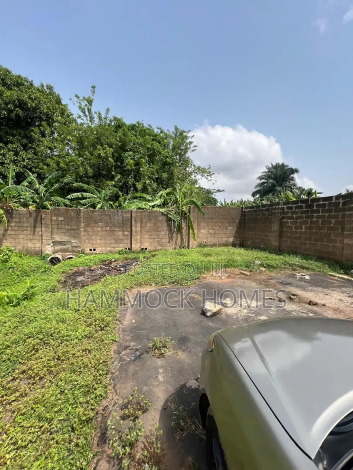 Distress Mixed Use Land Near CBN Clinic, Onireke Gra, Jericho, Ibadan.
