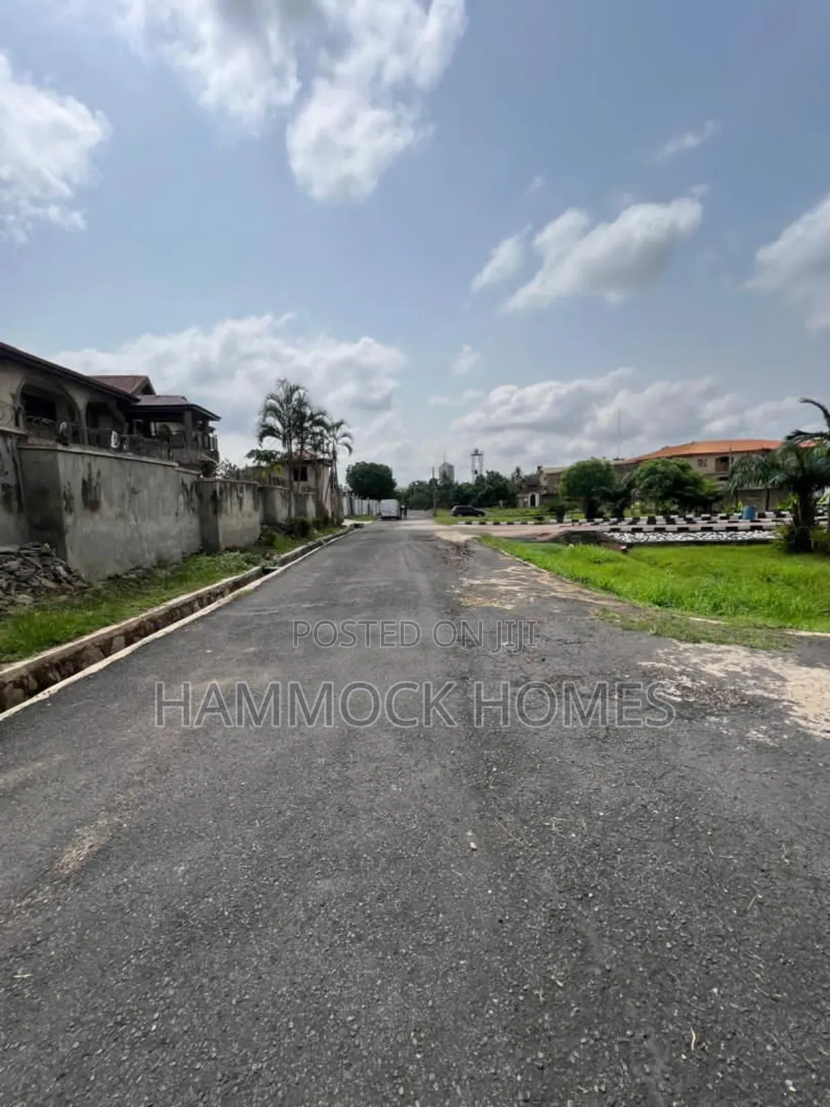 Distress Mixed Use Land Near CBN Clinic, Onireke Gra, Jericho, Ibadan.
