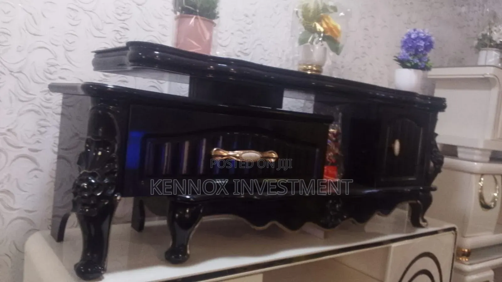 Royal Imported 1.2m Tv Stand